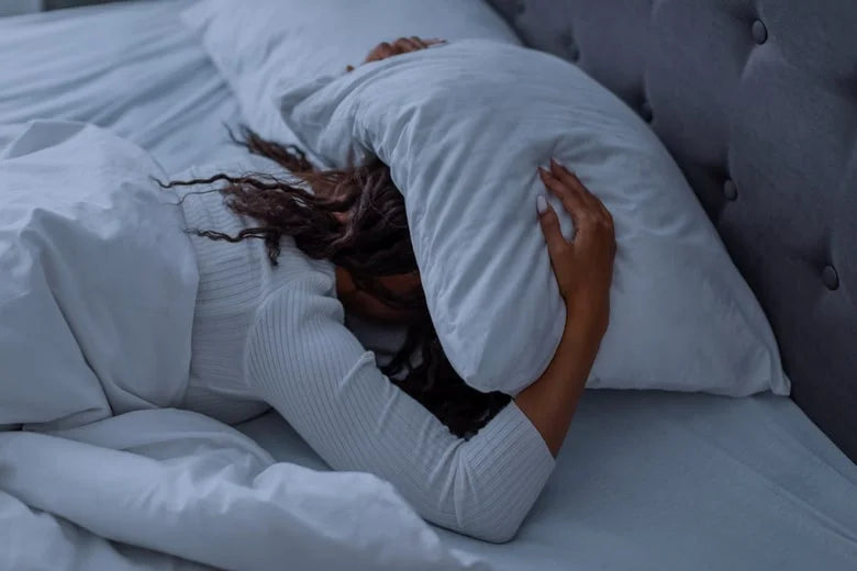 Perché facciamo incubi? Fatti sorprendenti sul fenomeno notturno