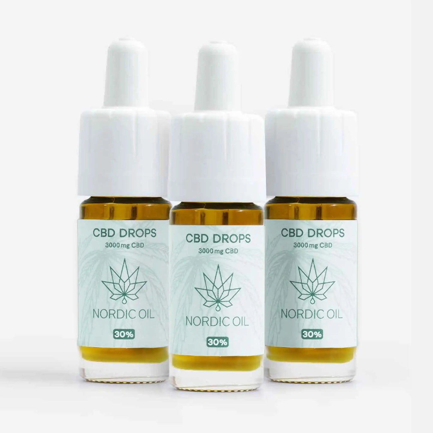 tre oli di CBD uno accanto all'altro