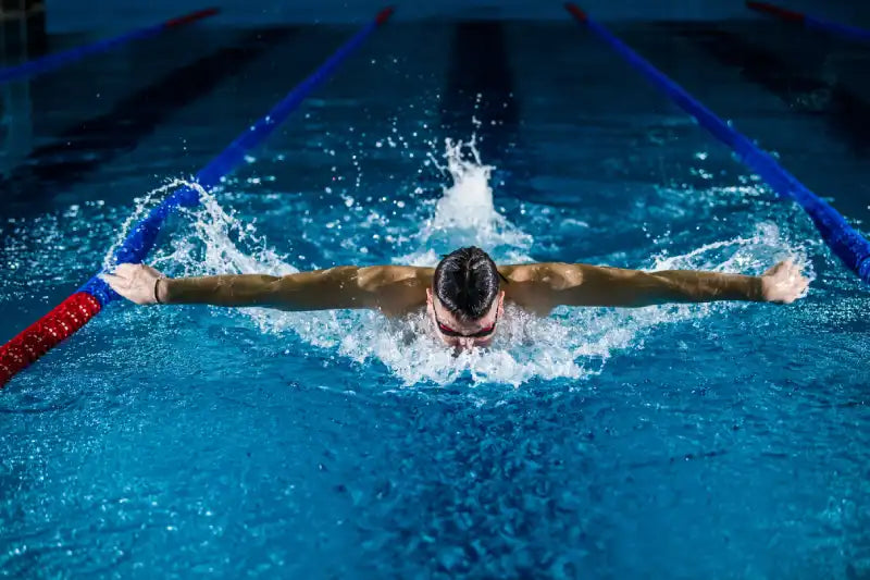 Il potenziale del CBD per i nuotatori: benefici per il recupero fisico e mentale